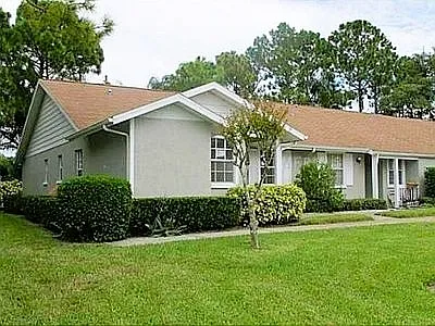 1505 Oakhill Dr Photo 1