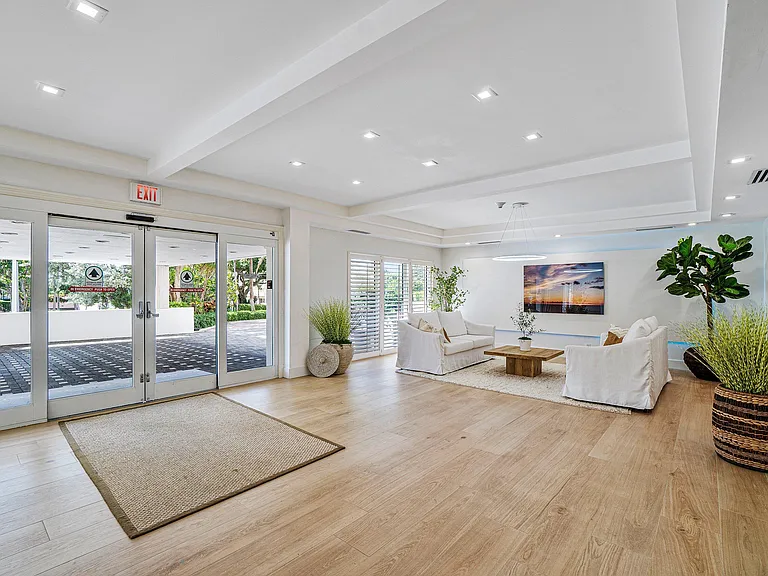 2066 N Ocean Blvd #9NE — Photo 34