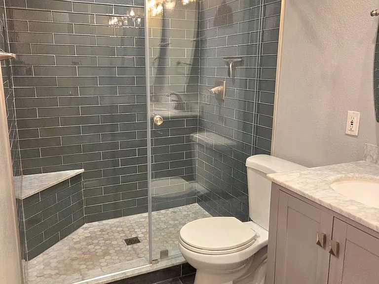 3847 Vineyard Ave #J — Photo 6