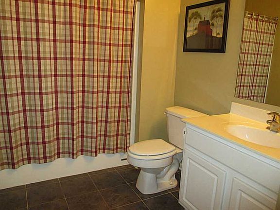 3rd image of 5090 Dunewood Way