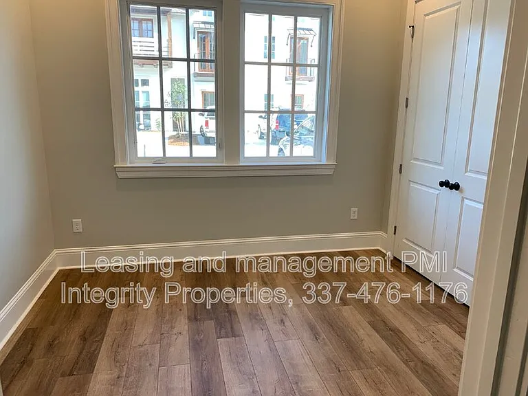 104 Shirekeep Ln — Photo 6
