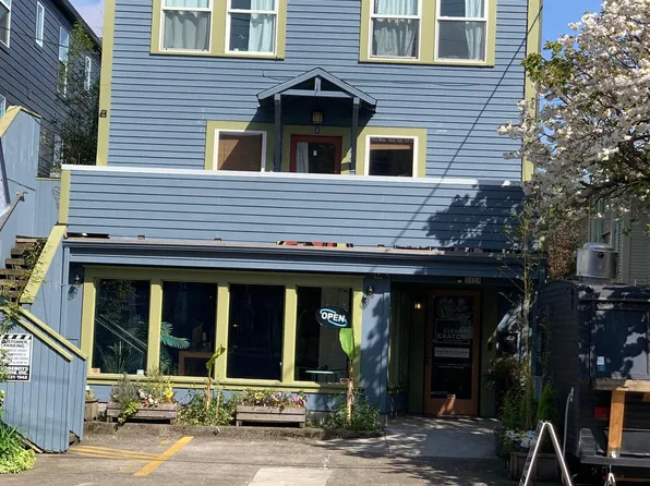 3029 SE Division St, Portland, OR 97202