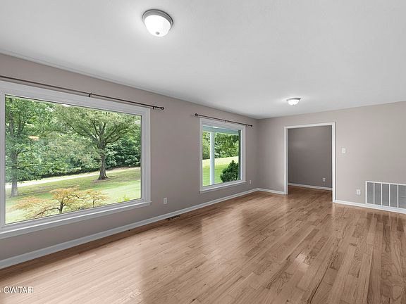 4th image of 111 Watt Boone Rd