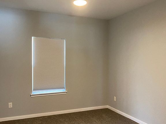 5th image of 16900 Kempwood