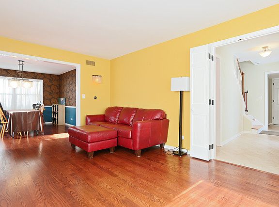 3rd image of 4712 Franklin Ave