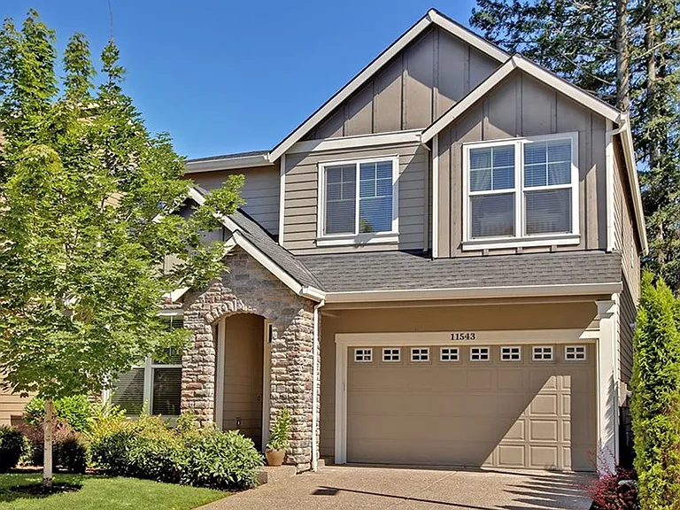 11543 NW Knightsview Ln — Photo 1