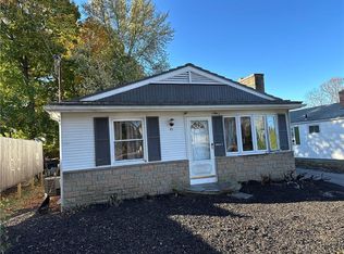 81 Wampanoag Trl, Riverside, RI 02915