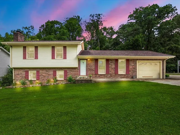 2 Shady Brook Ln, Corbin, KY 40701