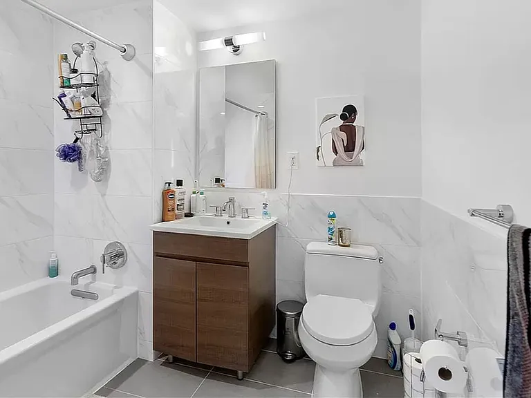 2350 Adam Clayton Powell Jr Blvd #Penthouse 19 — Photo 9