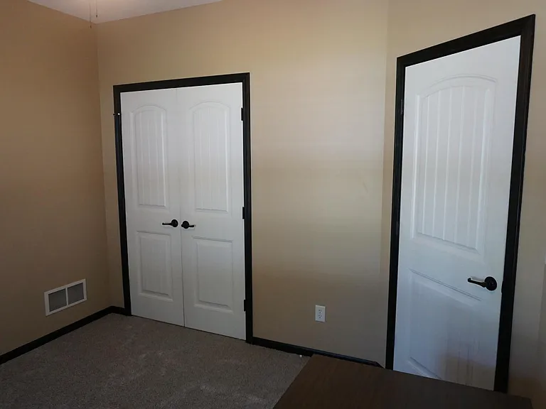 1403 Nottingham Dr — Photo 35