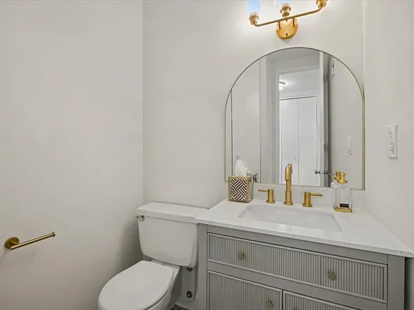 7002 Blvd East image 9 of 29