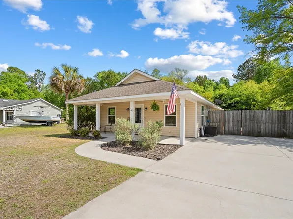 34 Southern Magnolia Dr, Beaufort, SC 29907