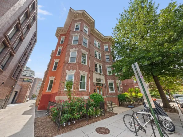 1418 W 403rd, Washington, DC 20009