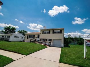 5910 Moorehead Rd, Catonsville, MD 21228