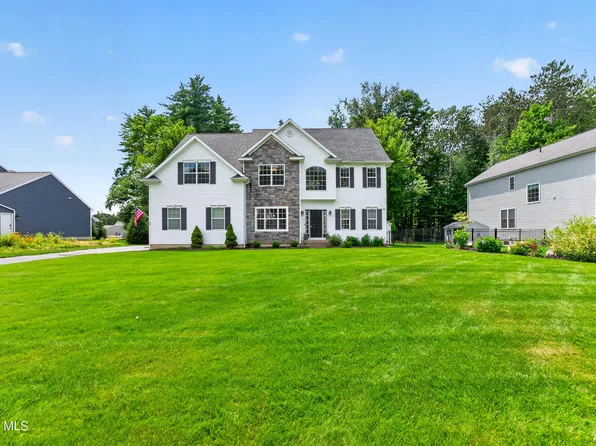 120 Plum Poppy N, Malta, NY 12020
