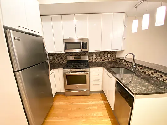 Rented by Corcoran | media 36