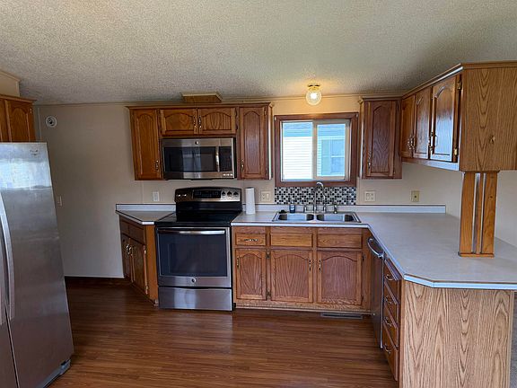 5th image of 1416 Flyway Dr