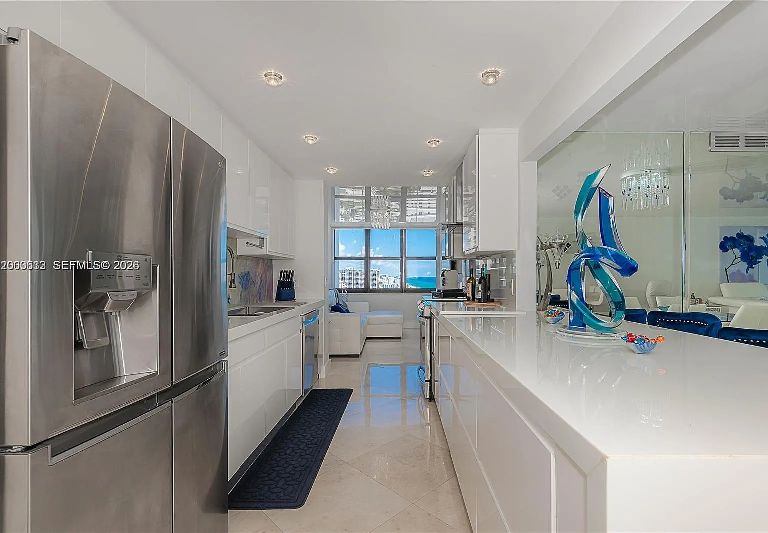 Catania Condo — Photo 4