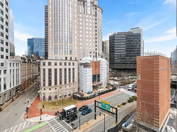 70 Lincoln St Unit L611, Boston, MA 02111