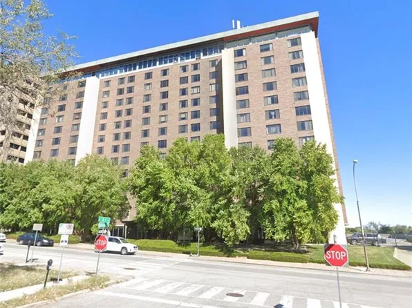 600 E 8th St APT 5P, Kansas City, MO 64106