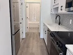 1 bed, 1.0 bath, 610 sqft, $1,795 — Photo 3