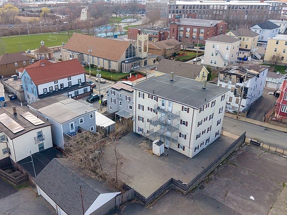 2nd image of 144 Choate St