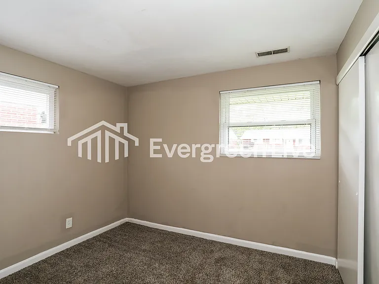5388 Whitmore Dr — Photo 12
