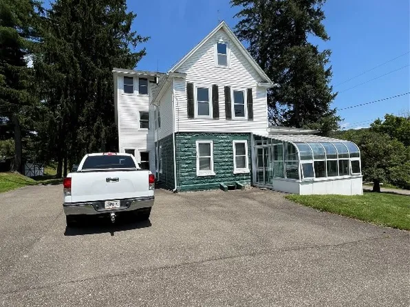 1153 Oakdale Rd, Johnson City, NY 13790