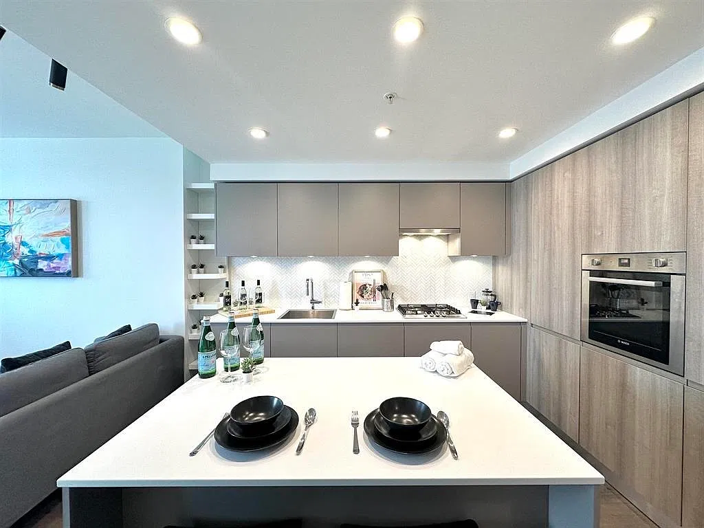 3833 Evergreen Pl — Photo 1