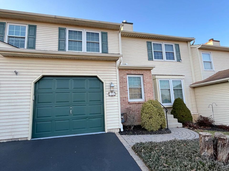 48 Shelly Ln, Sanatoga, PA 19464 Zillow