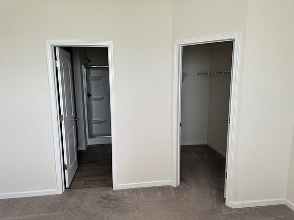 5th image of 1197 Lake Forest Dr