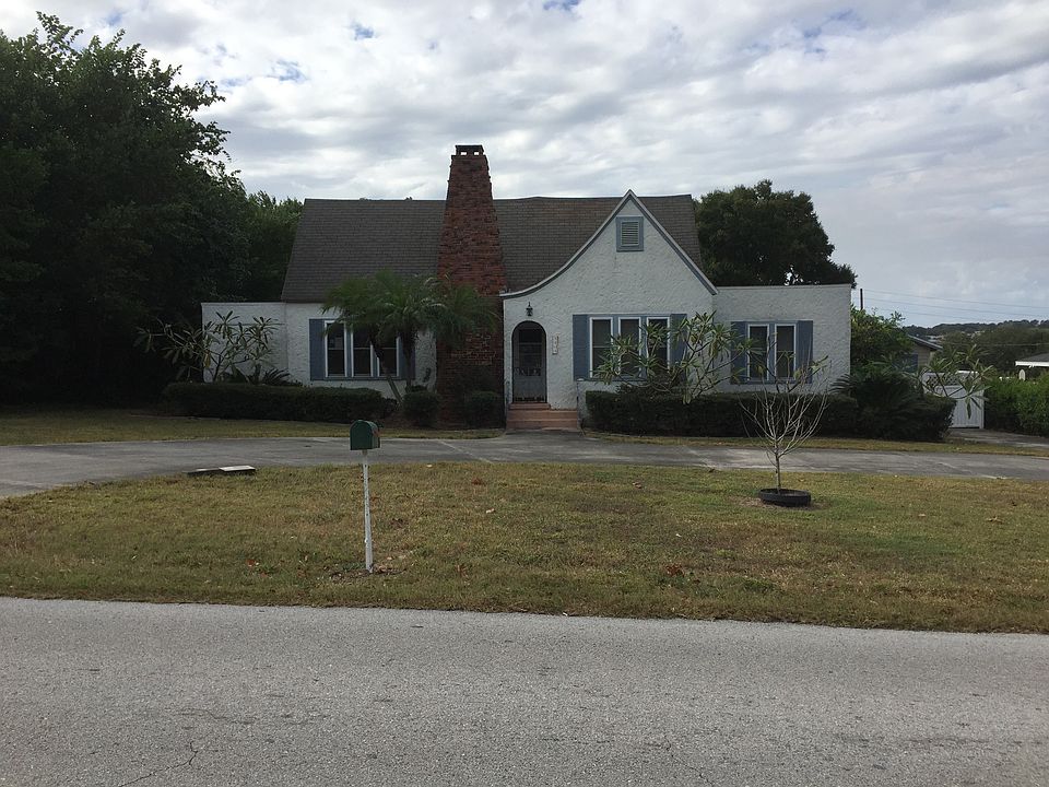 1st image of 1131 Lakeshore Blvd S