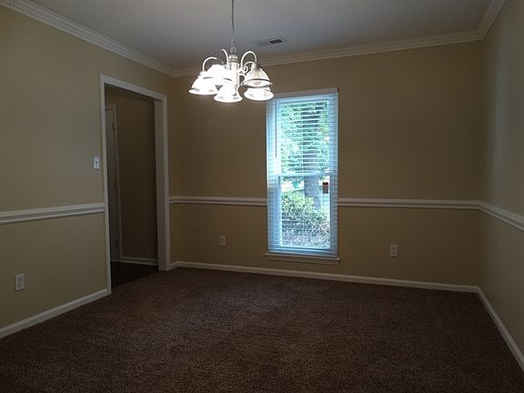 4th image of 2417 Snow Creek Ln