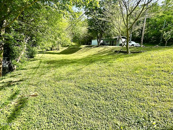 5th image of 105 Copper Creek Rd