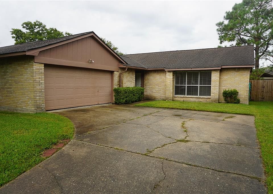1st image of 2790 Tallowood Dr