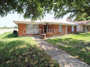 821 Rea Ave, Lancaster, TX 75146