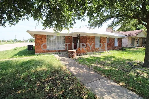 821 Rea Ave Photo 1