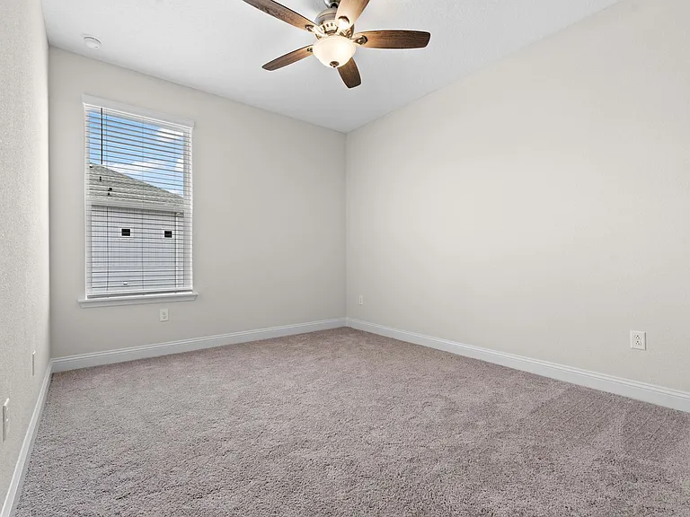 36 Banfield Ln — Photo 7