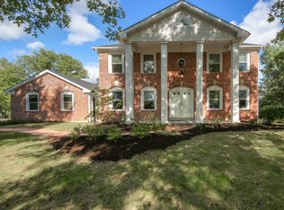 16265 Bent Tree Dr, Chesterfield, MO 63005