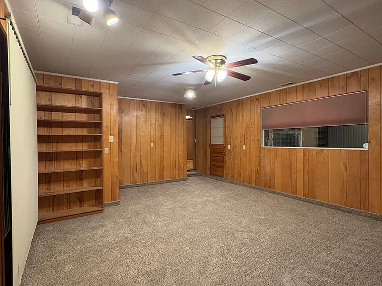 1001 N Brooklane St — Photo 7
