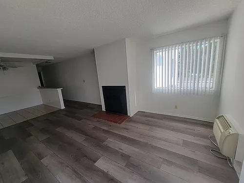 1689 Amberwood Dr #103 Photo 1 1689 Amberwood Dr #103 Photo 1