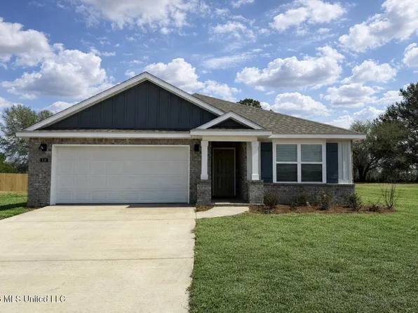 118 Dewberry Dr, Lucedale, MS 39452