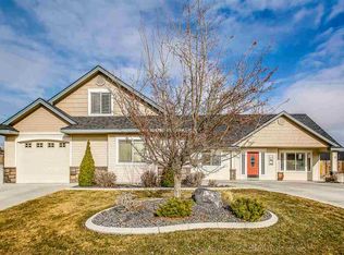 1752 N Calaveras Dr, Kuna, ID 83634