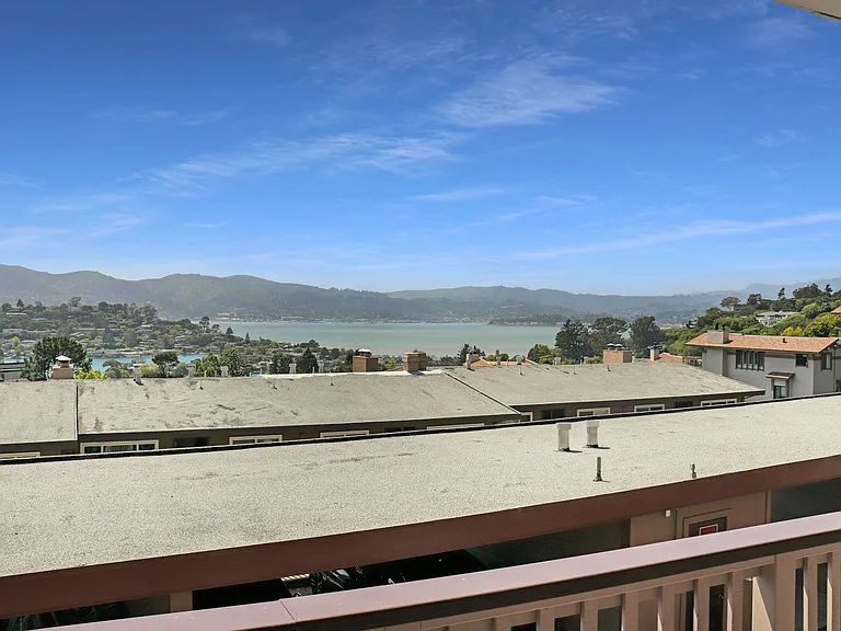55 Marinero Cir #102 — Photo 7
