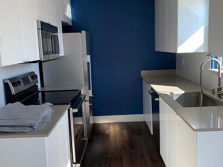 236 Shoreline Ct — Photo 10