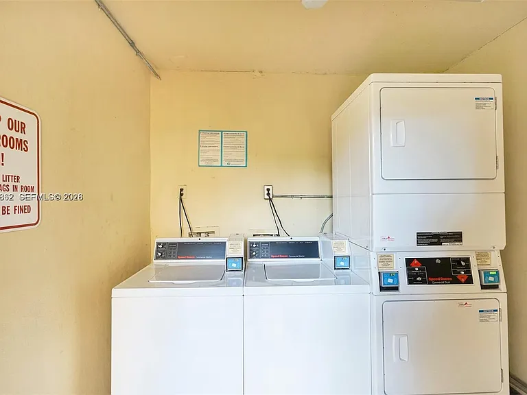 8500 SW 109th Ave #6-102 — Photo 12