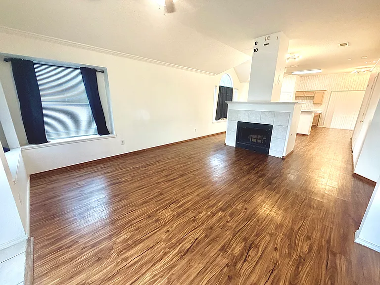 5606 Indian Hill Dr — Photo 4