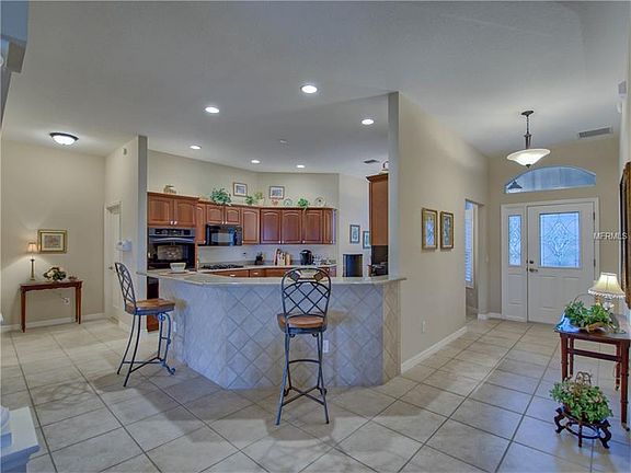 5th image of 525 Society Hill Cir