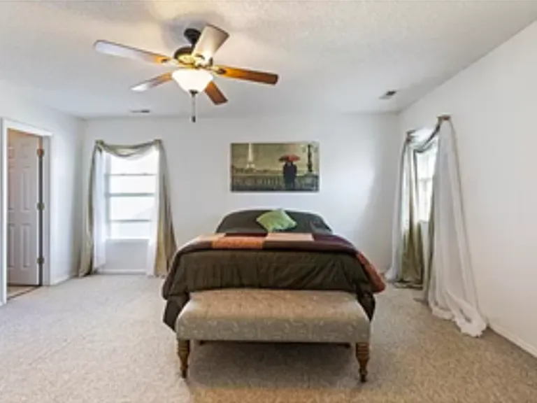 825 Ashleaf Dr — Photo 14