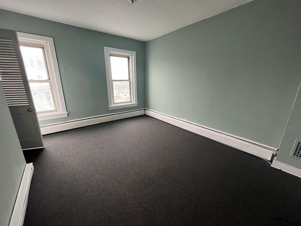 2nd image of 622 N 16th St Floor 2